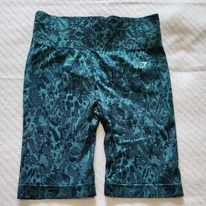 Gymshark Adapt Seamless Biker Shorts Teal Butterfly Pattern - Large